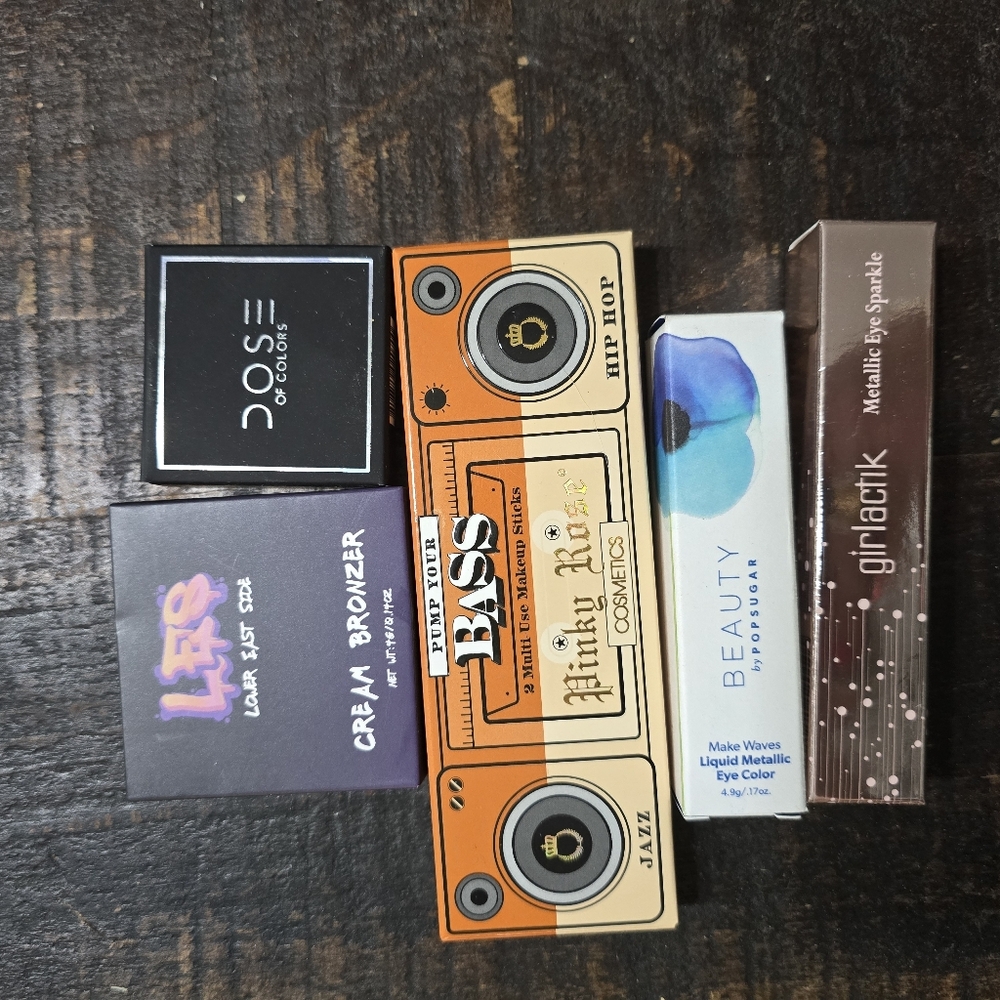 Makeup Collection - Picture 7 of 7